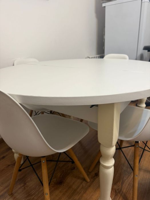 Стол трансформер со стульями