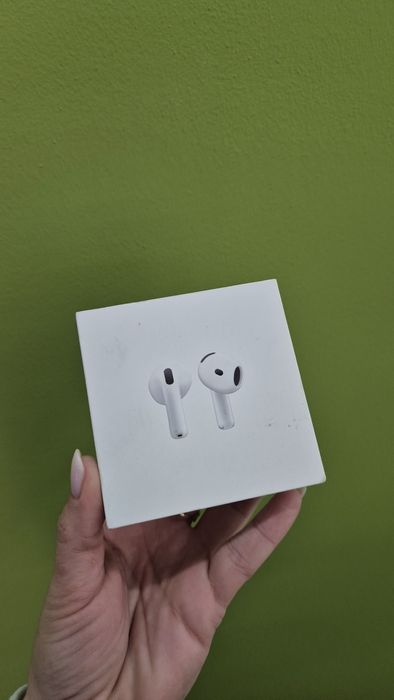 AirPods seria 4 simple