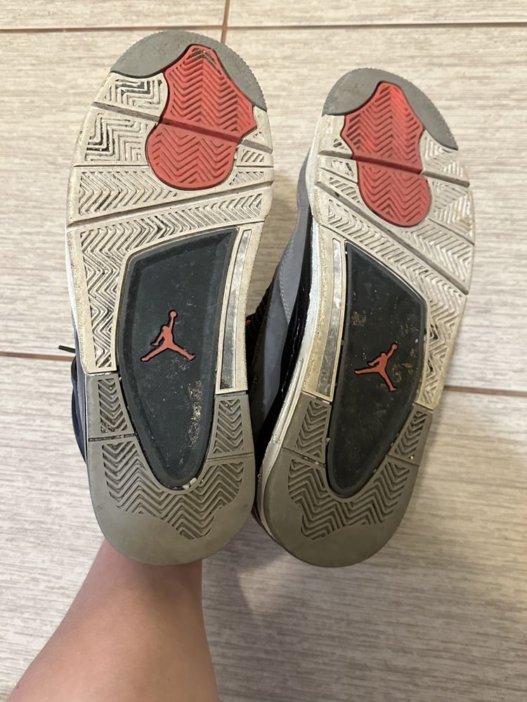 Jordan 4 infrared
