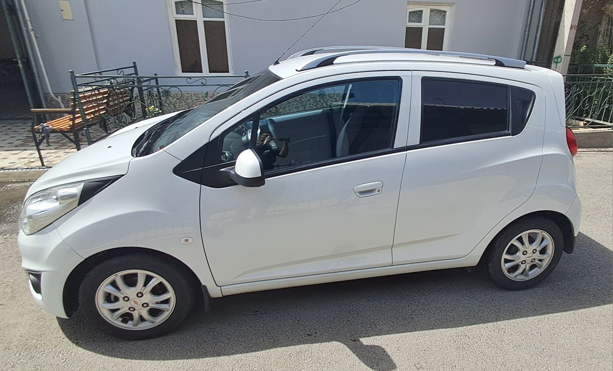 Spark avtomat 110rodnoy probeg 2020 yil 908 magiccar