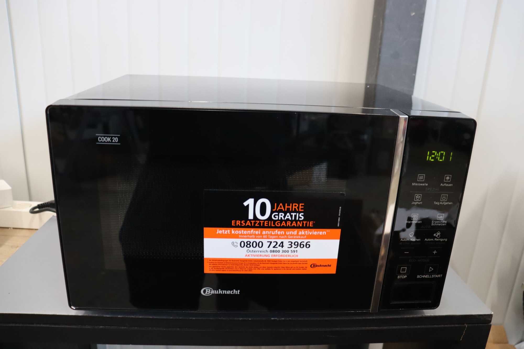 Микровълнова печка Bauknecht MWK, 20л обем, автоматични програми, 700W