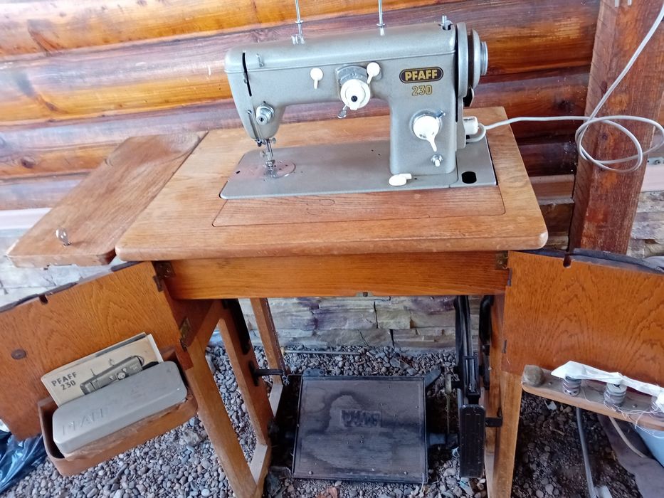 Vând mașină de cusut pfaff 23 electrica