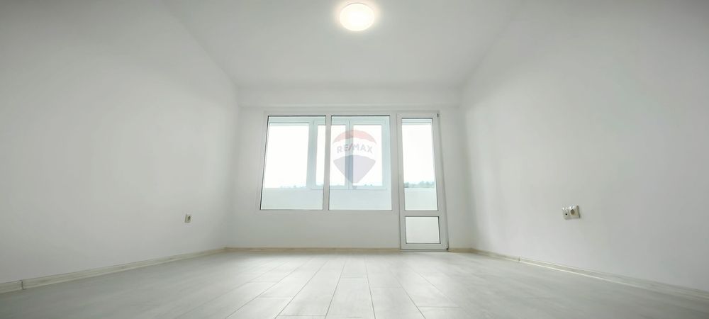 Продава се Двустаен апартамент в Варна, Аспарухово - 42 кв.м за 2260 €/кв.м - Снимка #1