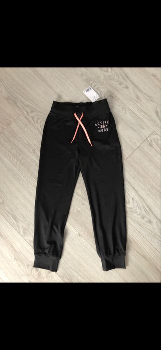 Marimea 128, Zara si H&M