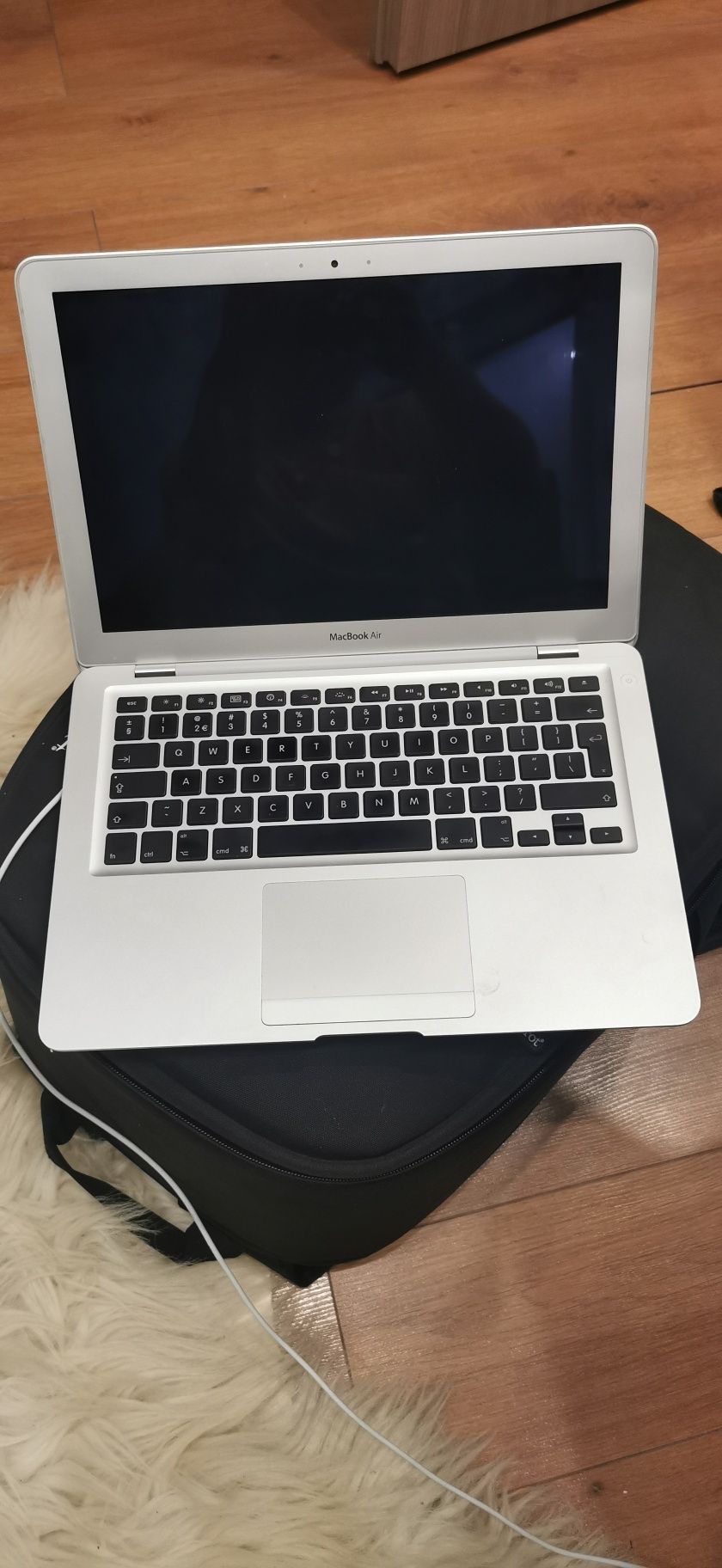 MacBook Air a1304 chrome os