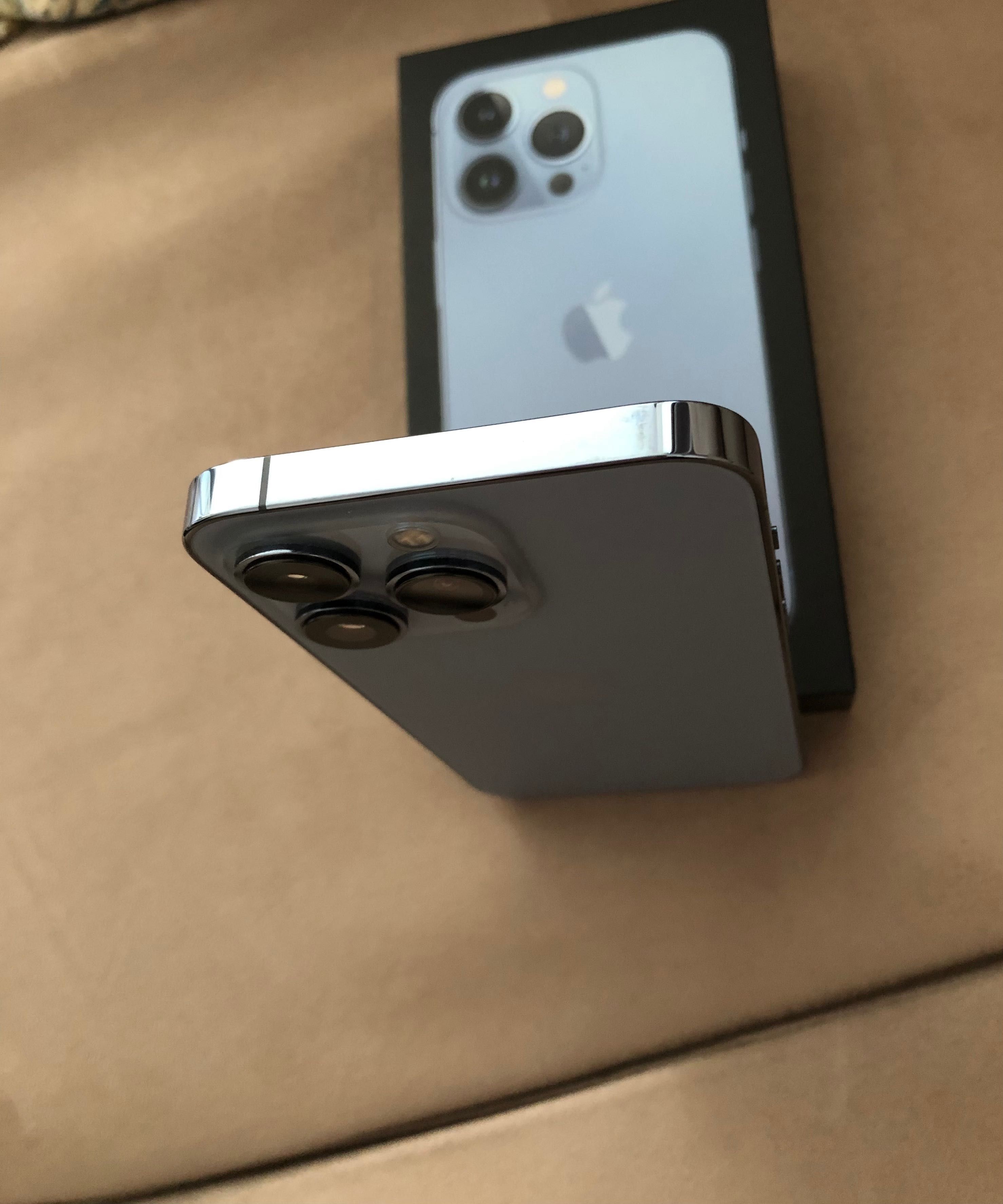 Apple iPhone 13 Pro 128GB / Батерия 93%