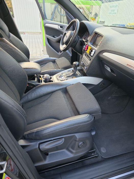 Audi Q5 3.0 diesel 245 cp s-line