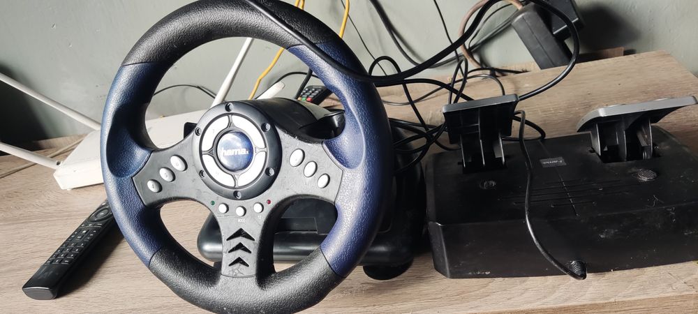 Волан за компютър и плейстейшън