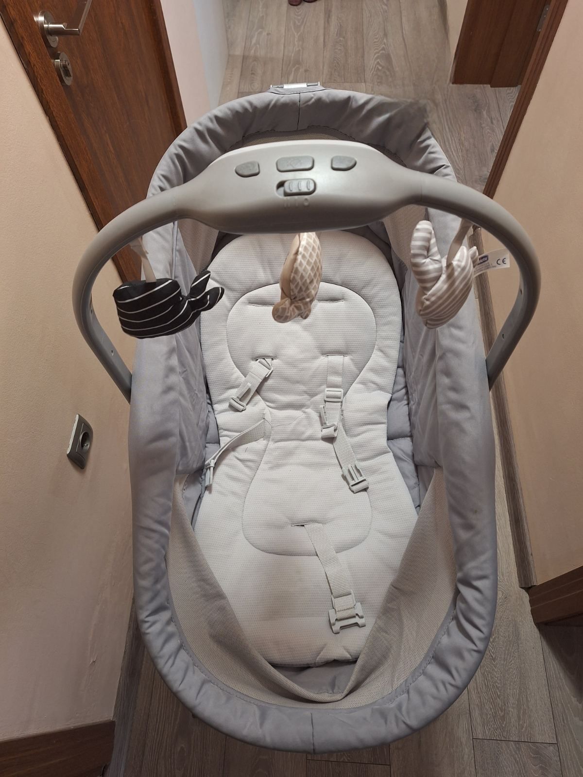 НОВА ЦЕНА! Мултифункционален шезлонг 4 в 1 Chicco - Baby Hug Air