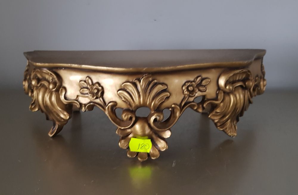 Consolă veche din lemn masiv