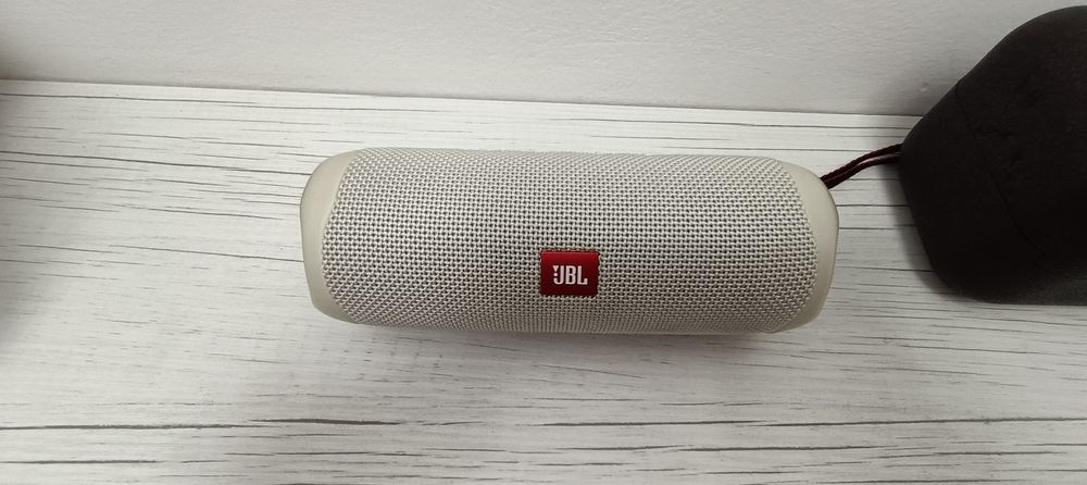 Boxa portabila jbl flip 5
