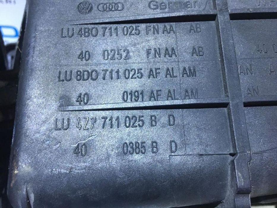 Timonerie / Maneta Schimbator Viteze Cutie Manuala in 6 Trepte Skoda Superb 2.5TDI V6 2002 - 2008 Cod Piesa : 8D0711406E / 4B0711025FN / 8D0711025AF / 4Z7711025B