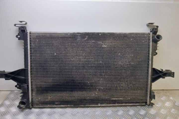 Radiator racire apa 8683214A Volvo S80 prima generatie (facelift) ser