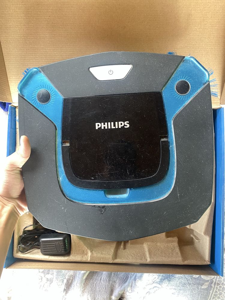 Робот пылесос Philips