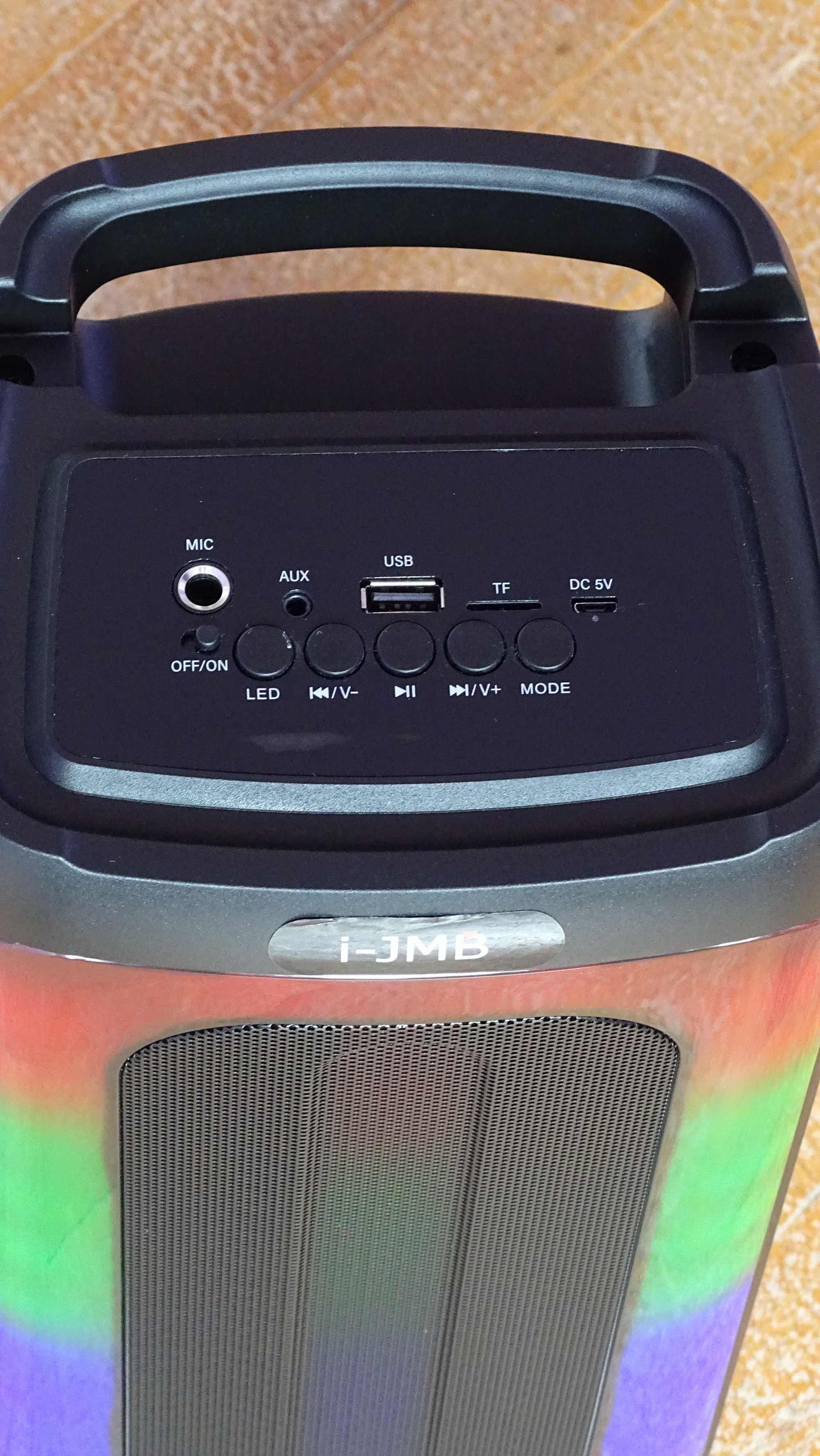 Караоке тонколона с Bluetooth 8" и безжичен микрофон