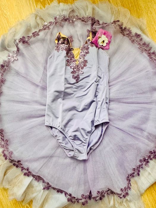 Продавам балетни костюми/ пачки – по 90 лв.