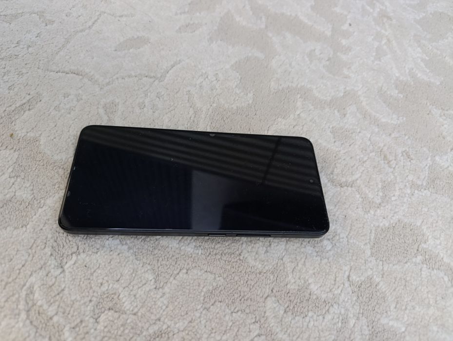 Продается телефон