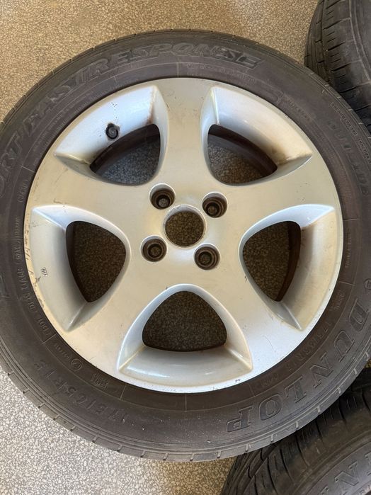 Jante cu cauciucuri de vară folosite pe Toyota Yaris