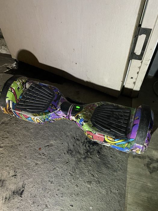 Продаи срочно гироскутер