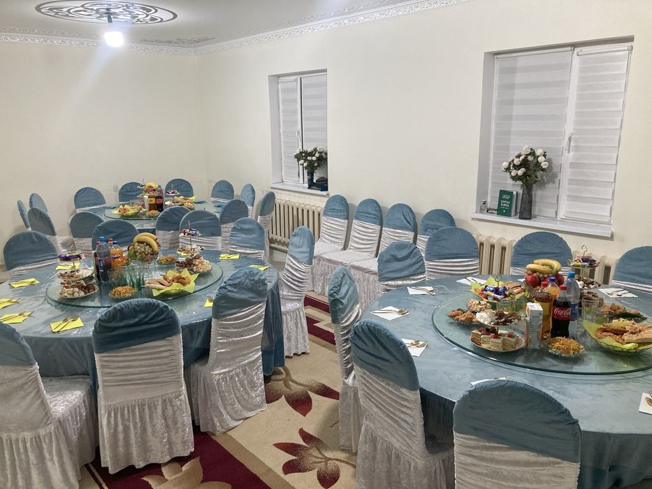 Столы со стульями