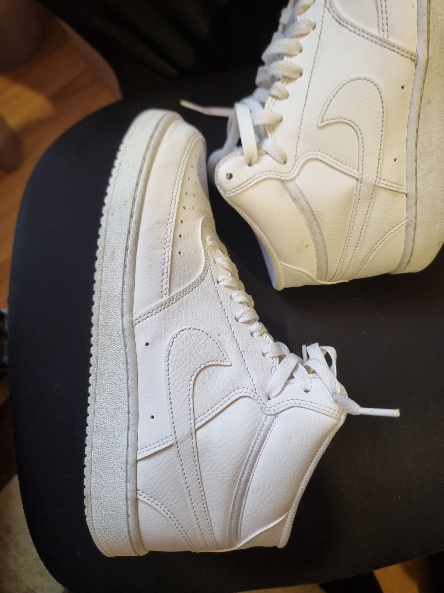 Vând Court Vision White Mid