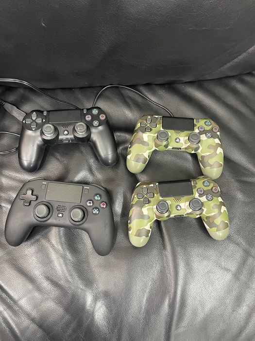 Джойстици от плейстейшън PS4