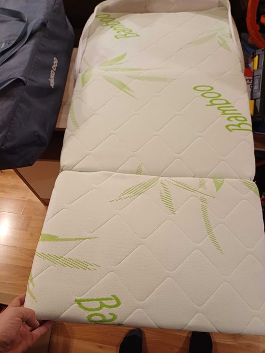 Бебшка кошара  - сгъваема с мемори матрак