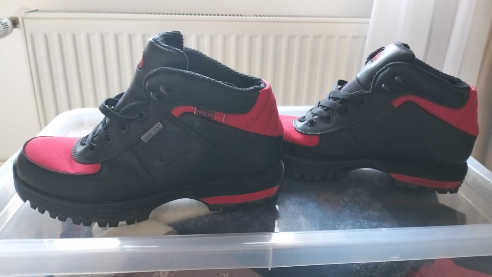 Vând Ghete Impecabile Nike