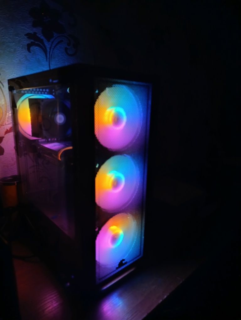 Отличный вариант! Компьютер в комплекте! I7 16RAM GTX SSD HDD.