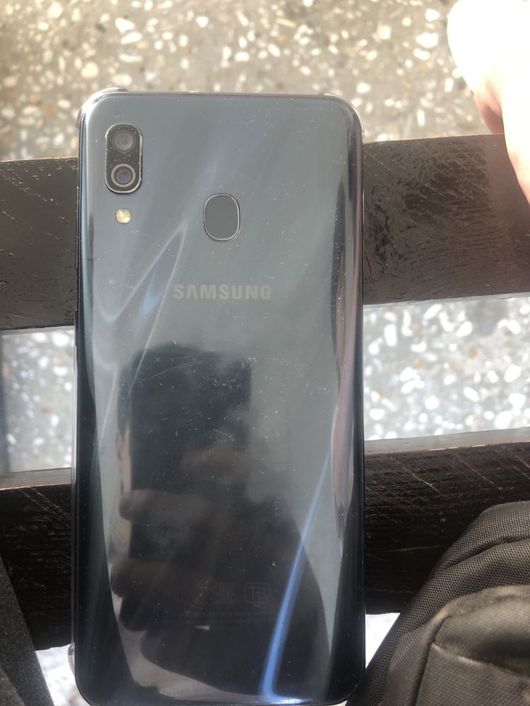 Samsung galaxy A30