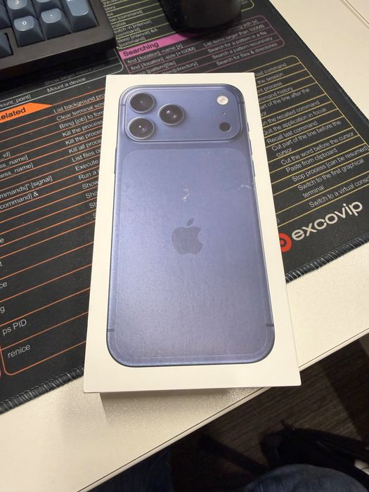 iPhone 17 Pro Max 512G с физической симкой, новый, не распакованный