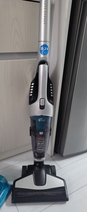 Philips PowerPro Aqua | Безкабелна прахосмукачка 3 в 1
FC6404/01