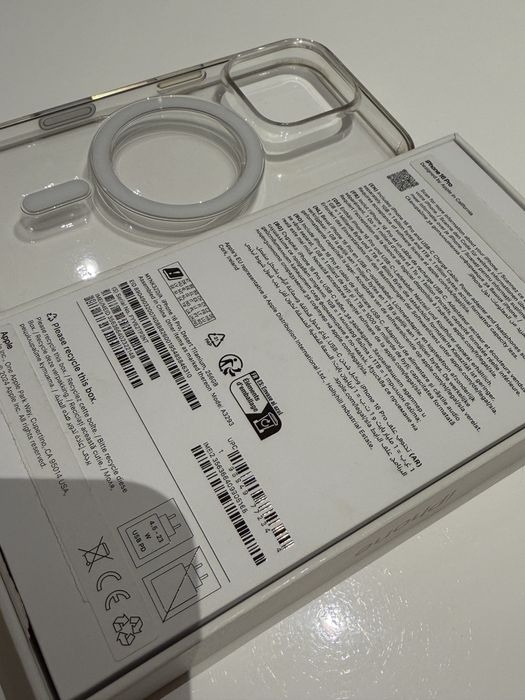 Vand Iphone 16 PRO Desert Titanium 256 GB