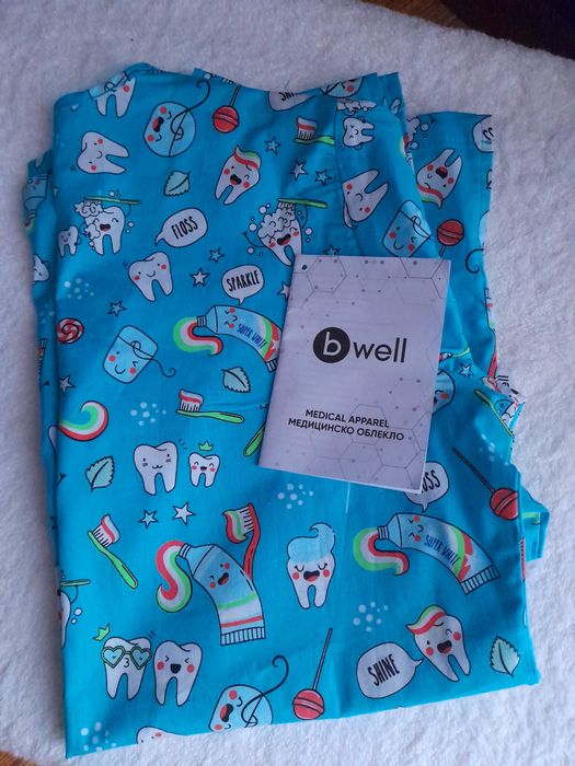 Чисто нови медицински чехли естествена кожа, нова медицинска туника