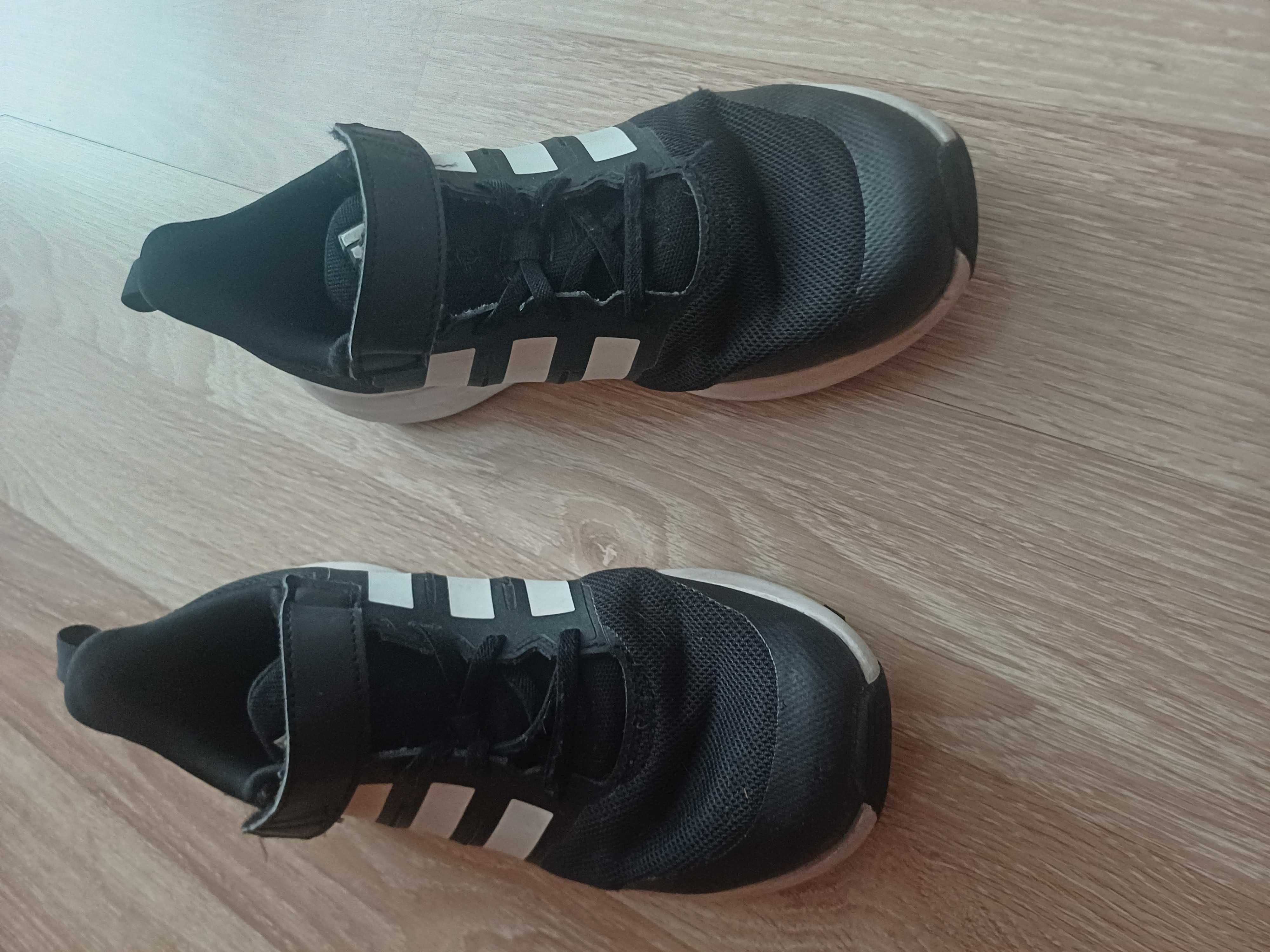 Оригинални маратонки adidas