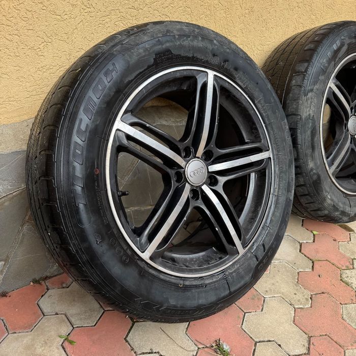 Vând jante Audi Q5 impecabile 235/60 R18