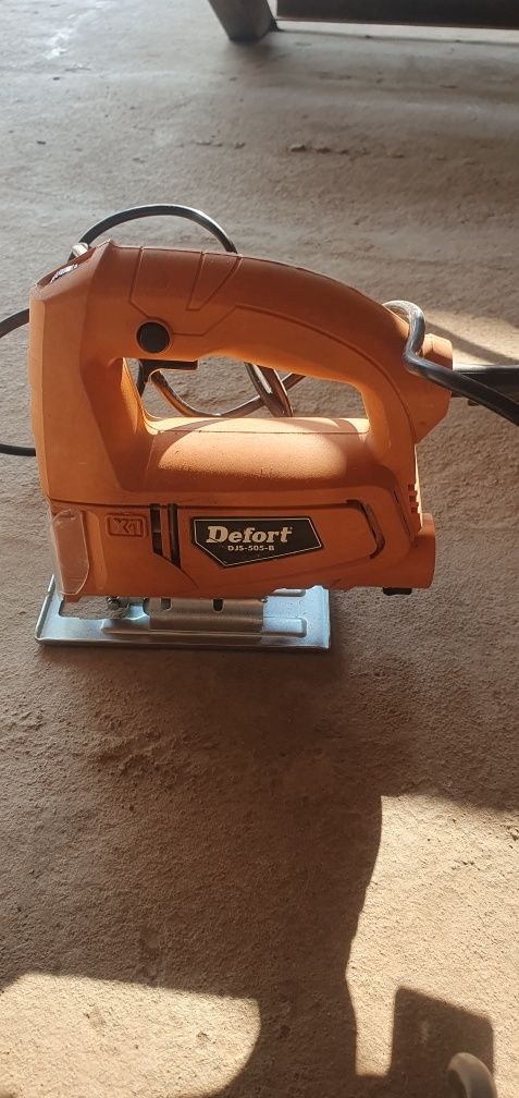 Lobzik DEFORT 505