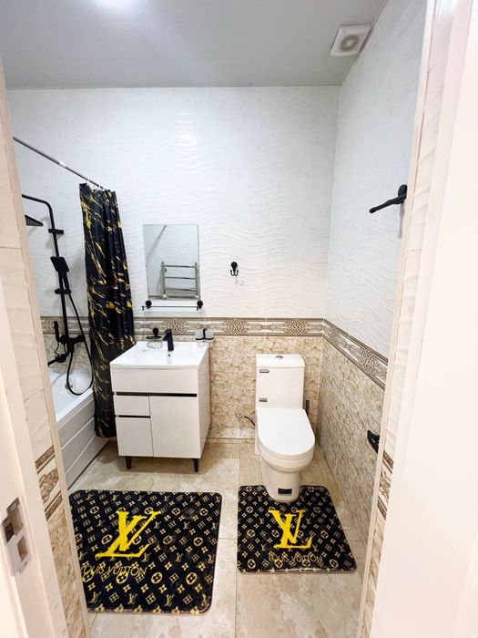 Сотилади Чилонзор 13 квартал 1 хонали евро ремонт