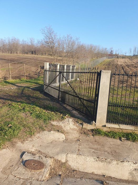 Vand teren intravilan sat Rediu , jud Galati.