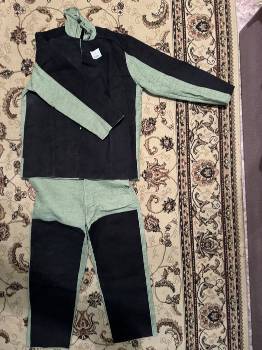 Продам сварочный костюм