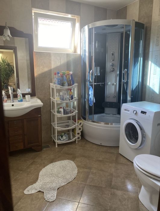 Casa 220 mp utili, 6 camere