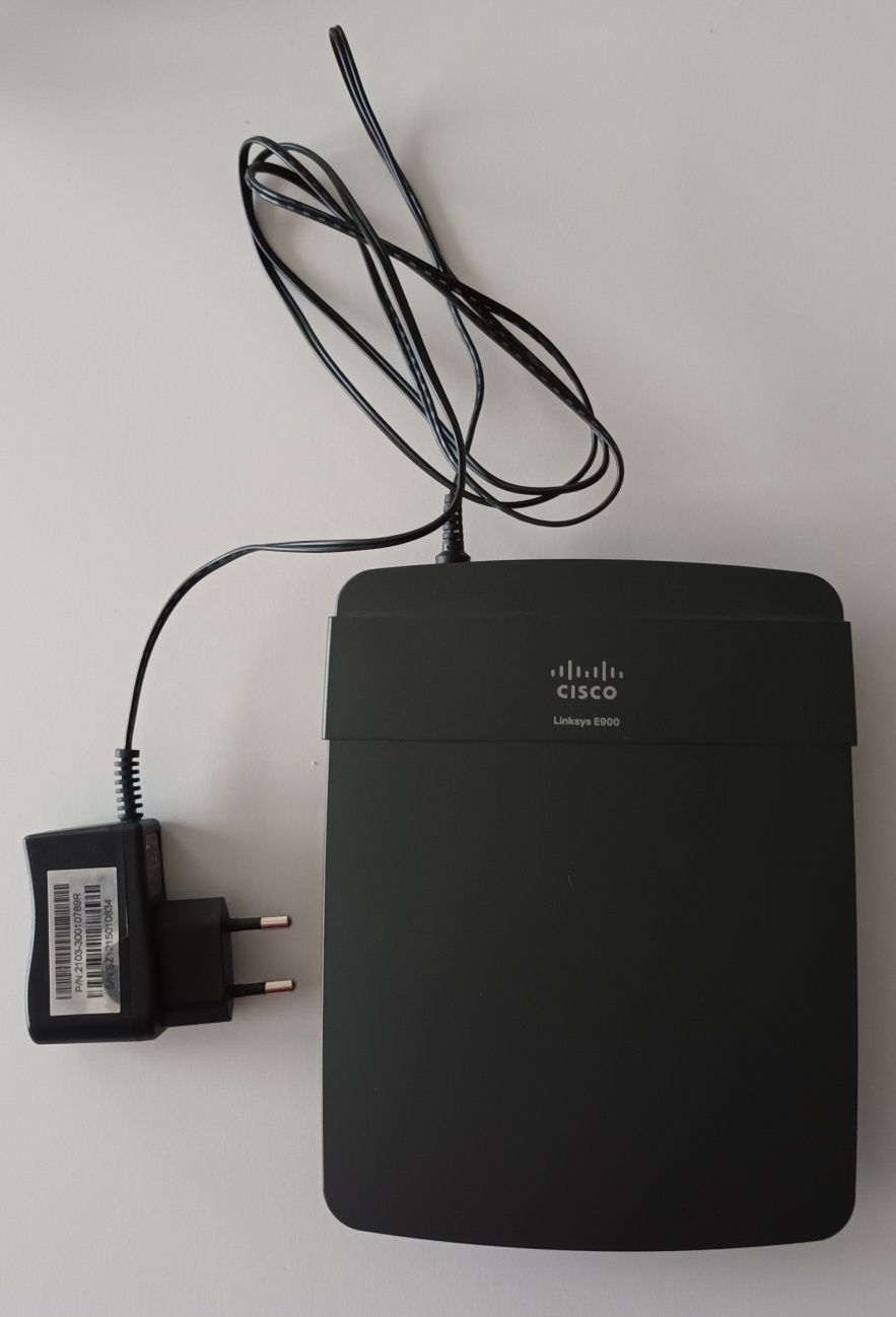 Router wireless wi-fi Cisco Linksys E900 4 porturi