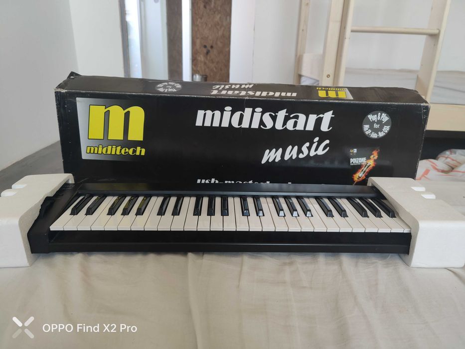 Vând miditech start