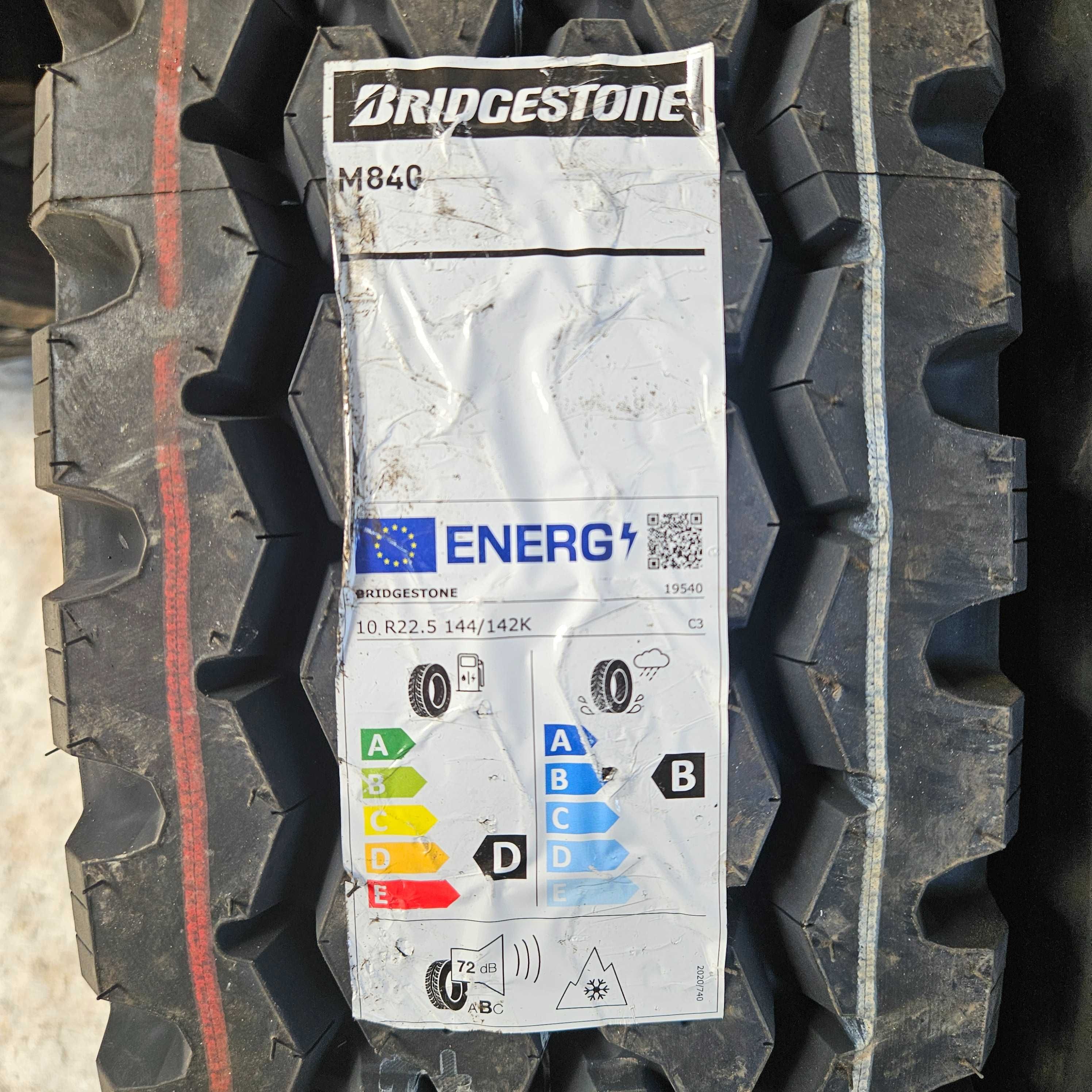 2 Нови тежкотоварни гуми 10R22.5 Bridgestone M840 144/142K M+S 3PMFS