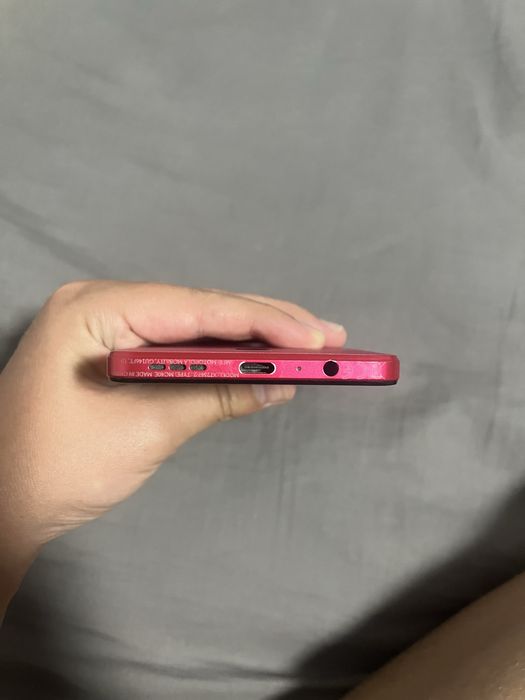 Motorola G84 5G – Viva Magenta
