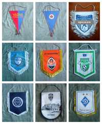 Флагове на футболни отбори и федерации