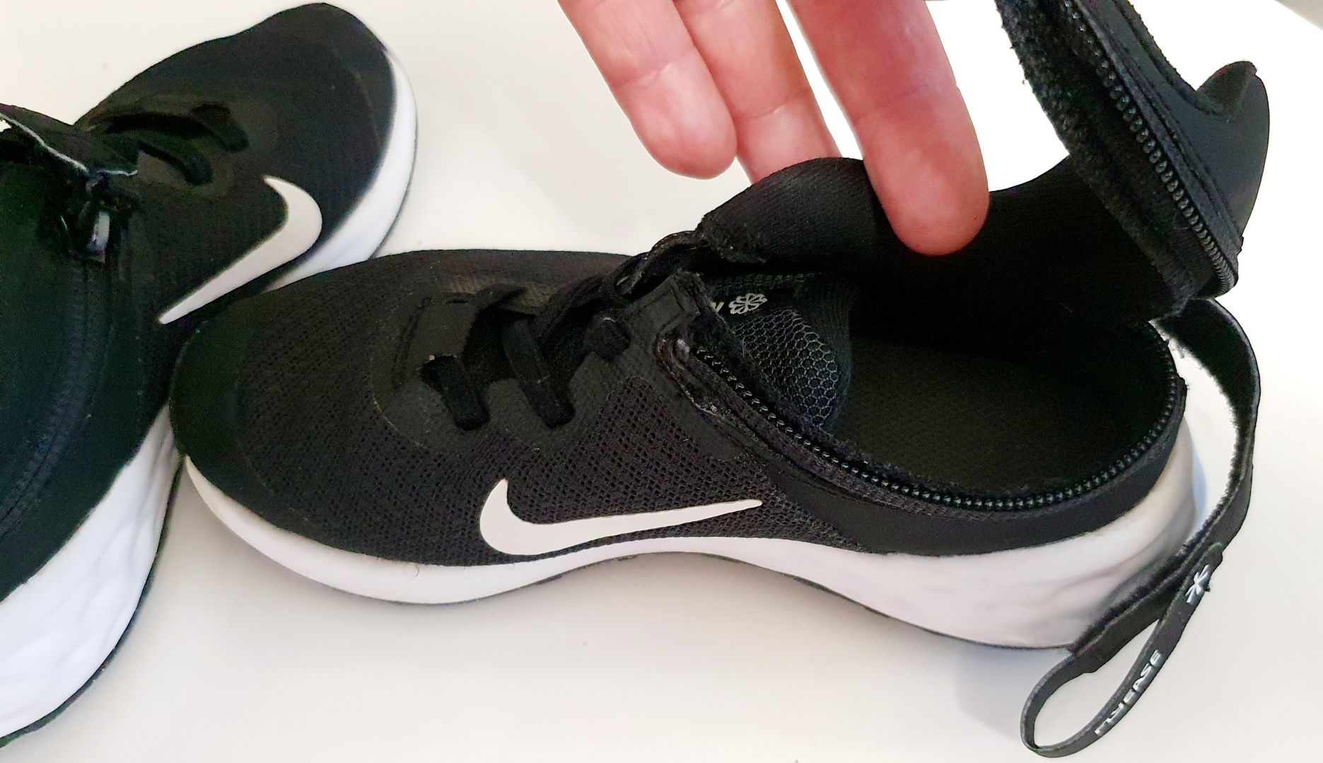 Adidas Nike Revolution Flyease originali 28 tenesi copii