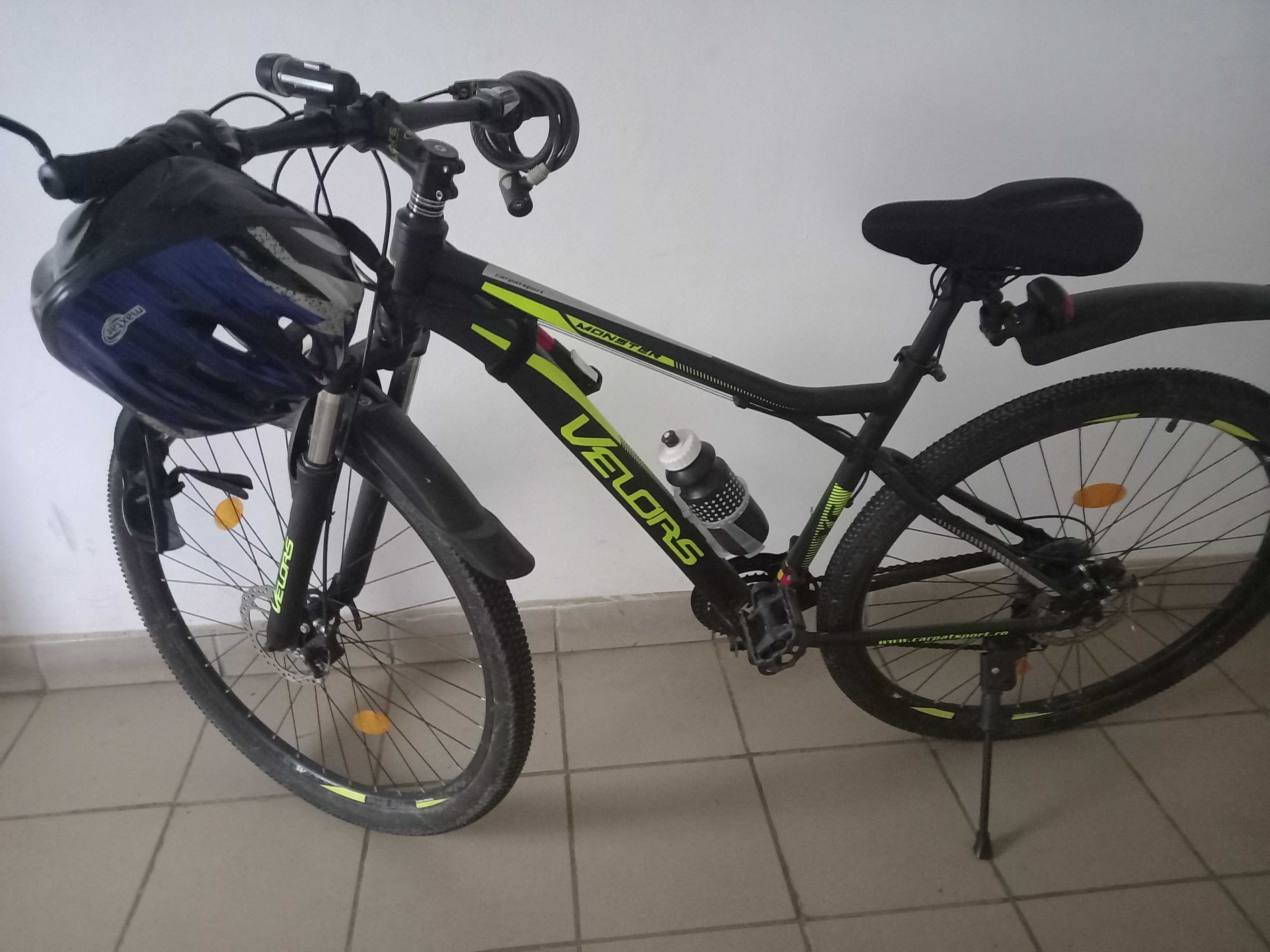 Vând doua biciclete velors xc -pret pe bucata. ambele 1500