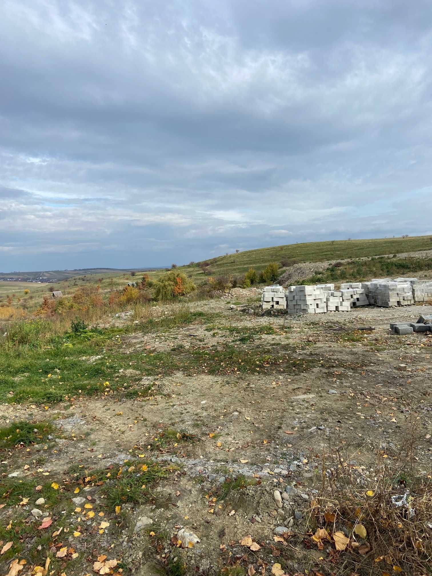 Teren intravilan de vanzare Strada Baile Oglinzi