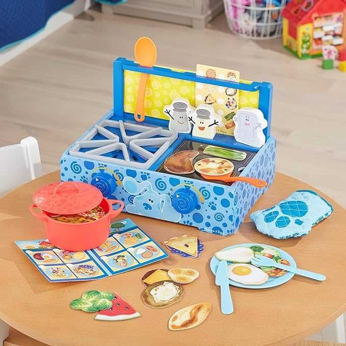 Детска дървена кухня Melissa & Doug Загадките на Блу с много аксесори